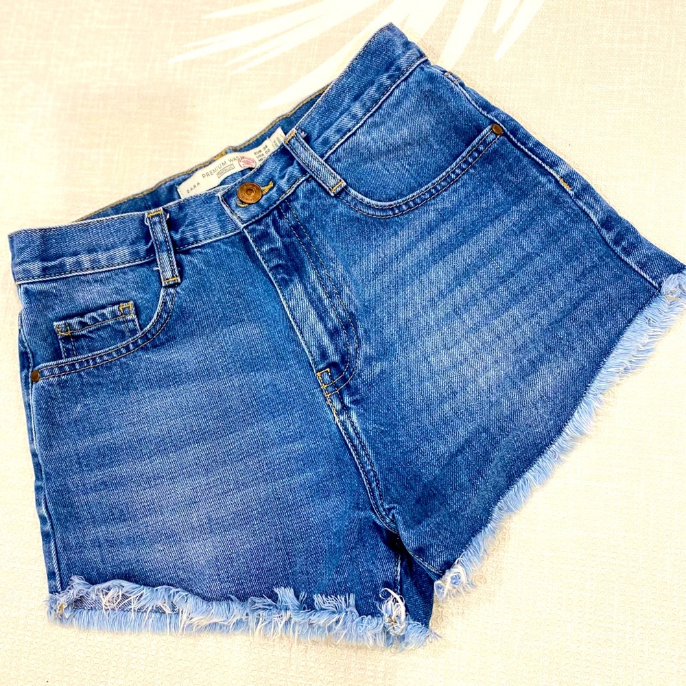 Zara shorts denim’s